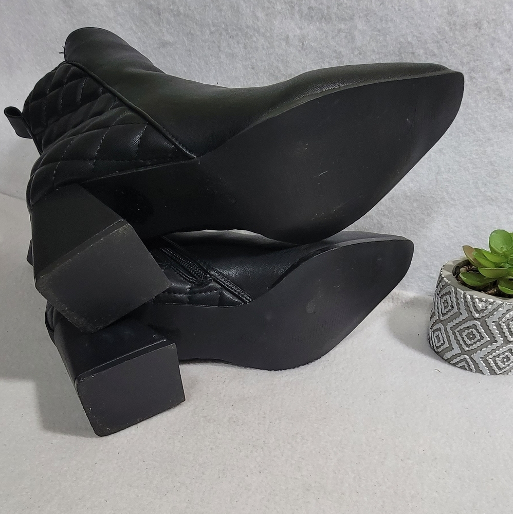 Jessica Carlyle Kena Quilted Chunky Square Heel Pointed Toe Ankle Boots 8.5 - Picture 8 of 15